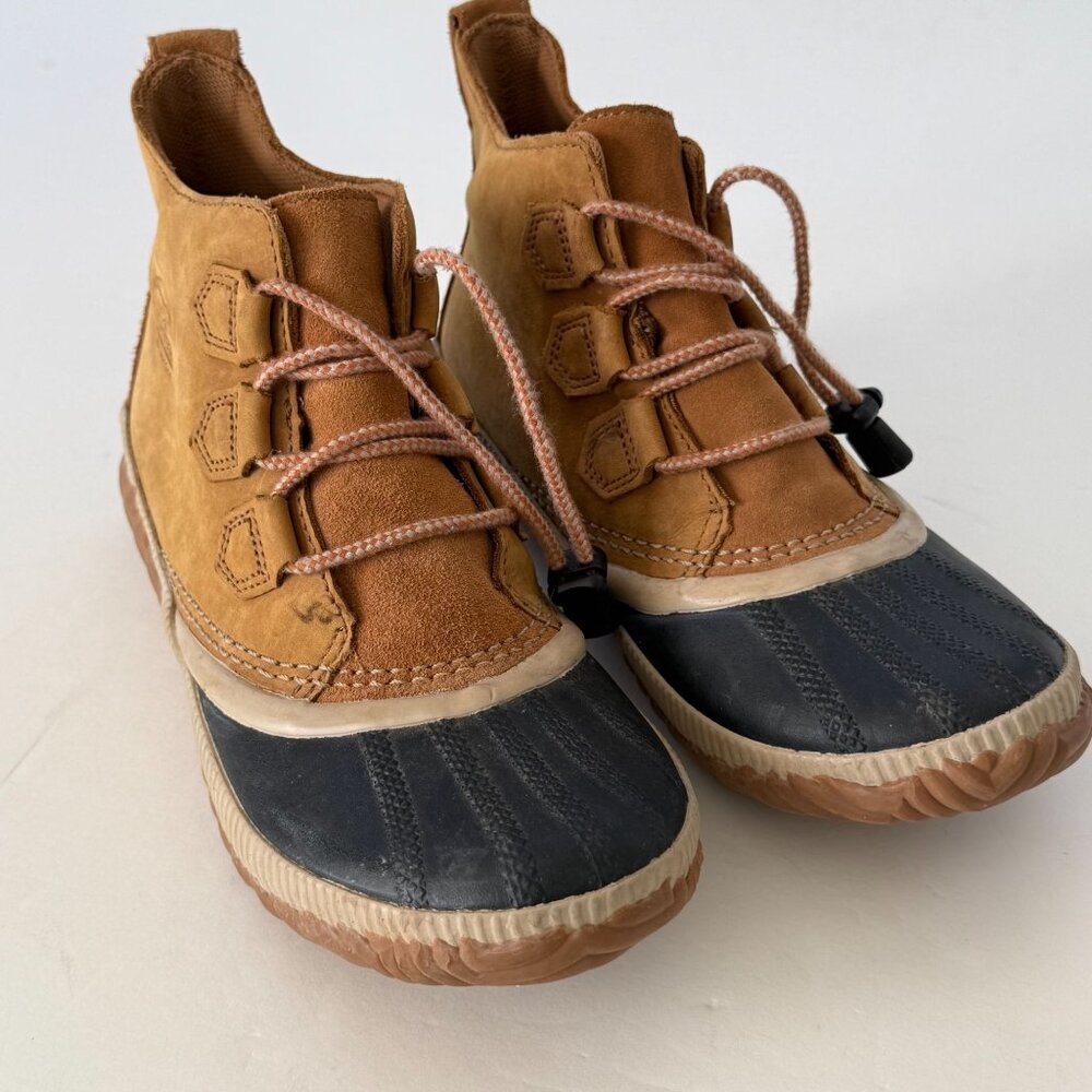 Sorel Womens Waterproof Duck Boots Size 6 Tan Leather & Rubber